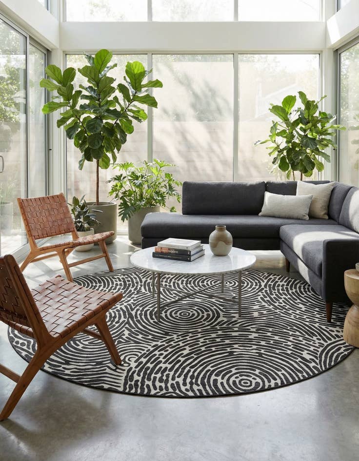 Detail image of 10' x 10' Easy-Clean Modern Indoor / Outdoor Round Rug