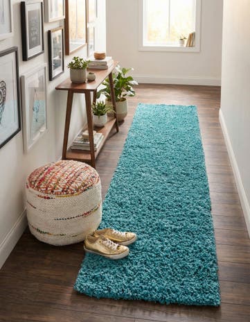 2' 7 x 16' 5 Solid Shag Runner Rug