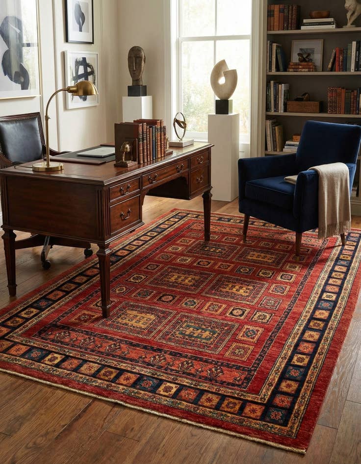 Detail image of 4' 7 x 6' 9 Kashkuli Rug