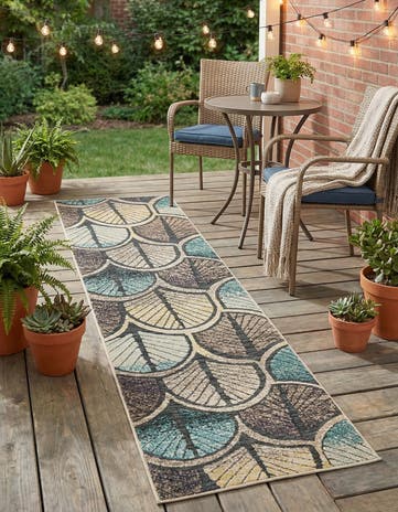 2' 7 x 10' Easy-Clean Casablanca Indoor / Outdoor Runner Rug