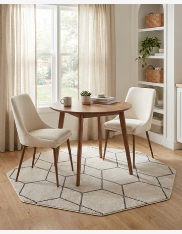 5' 3 x 5' 3 Trellis Frieze Octagon Rug