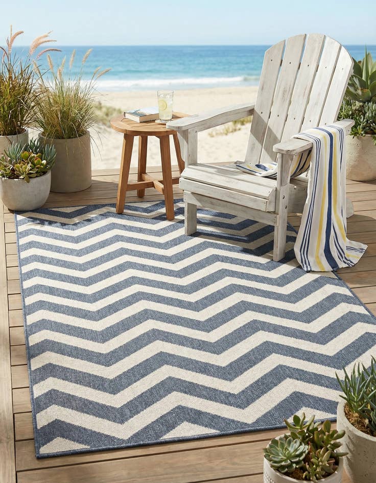 Detail image of 4' x 6'  Washable Coastal Indoor / Outdoor Rug