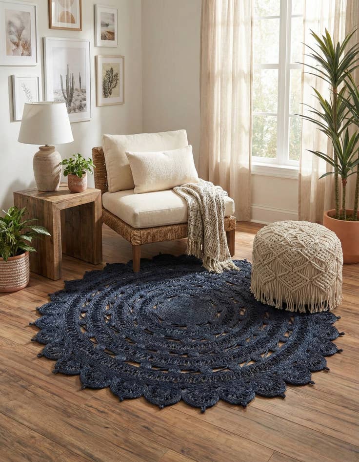 Detail image of 6' 1 x 6' 1  Hand Braided Jute Round Rug