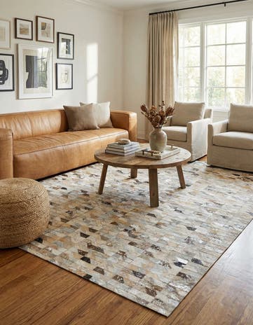 4' 6 x 6' 8 Cowhide Stocks Rug