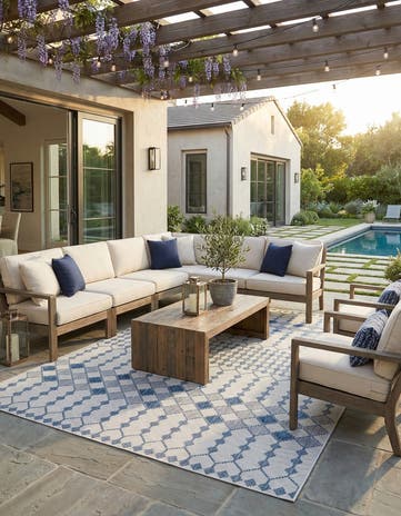 Ivory Easy-Clean Lattice Indoor / Outdoor Rug