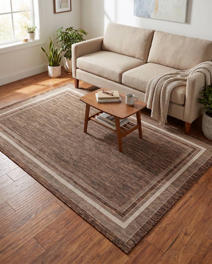 Detail image of 5' 3 x 8' Easy-Clean Border Indoor / Outdoor Rug