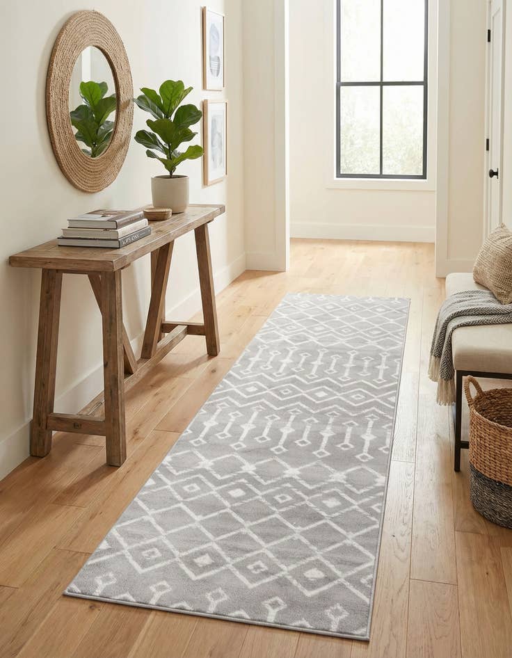 Detail image of 2' 6 x 8' 2 Kasbah Trellis Runner Rug