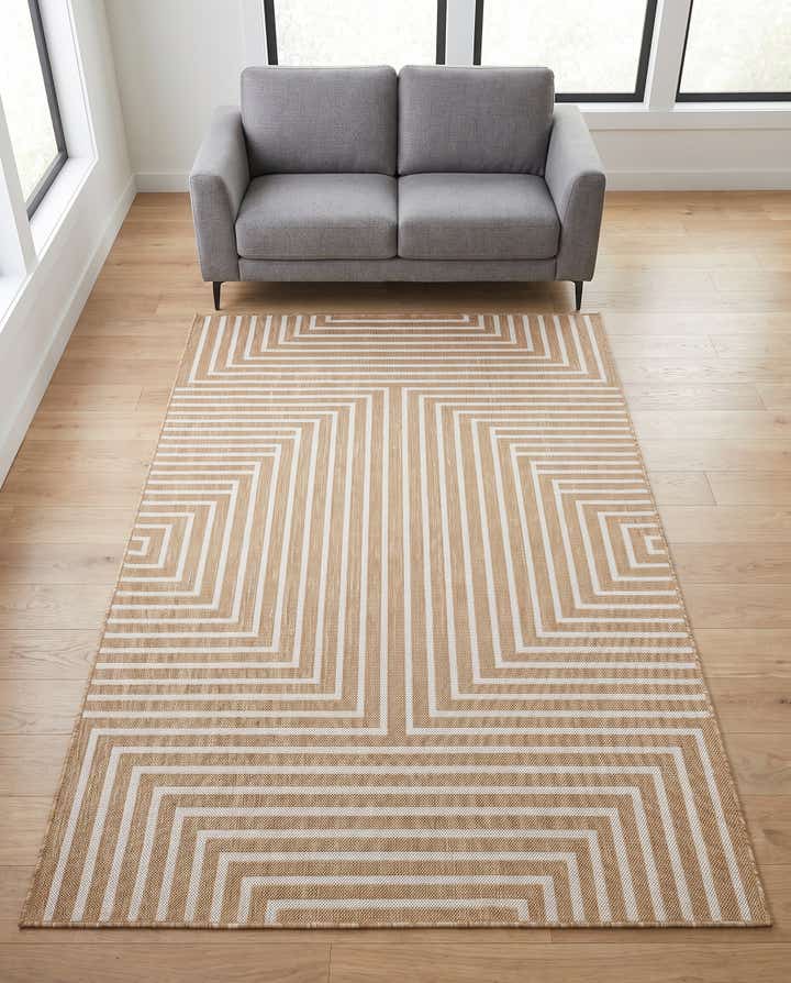 5' 3 x 8' Easy-Clean Modern Indoor / Outdoor Rug