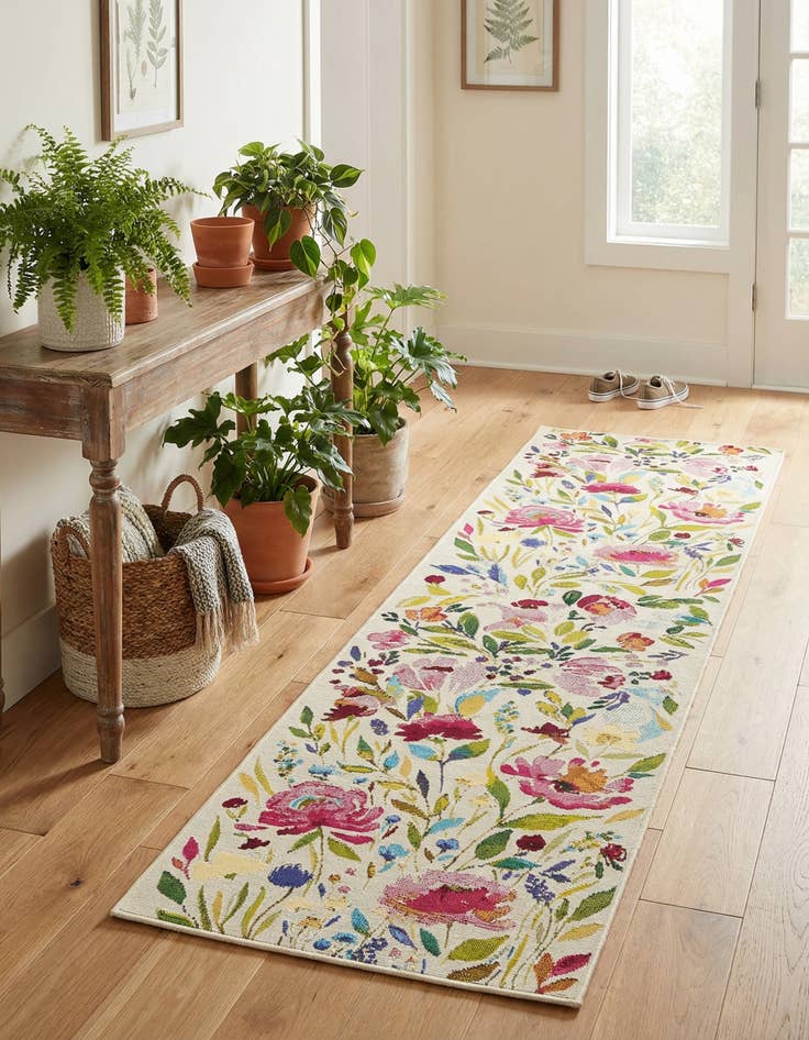 Detail image of 2' x 8' Easy-Clean Botanical Indoor / Outdoor Runner Rug