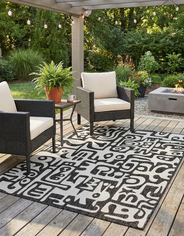 5' 3 x 7' Easy-Clean Modern Indoor / Outdoor Rug