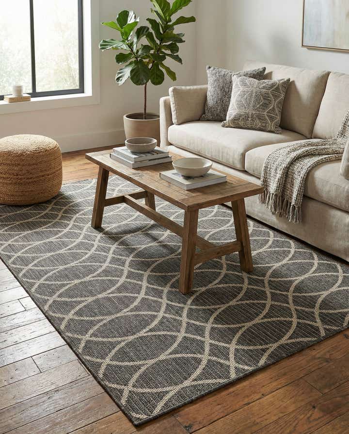 4' x 6' Easy-Clean Lattice Indoor / Outdoor Rug