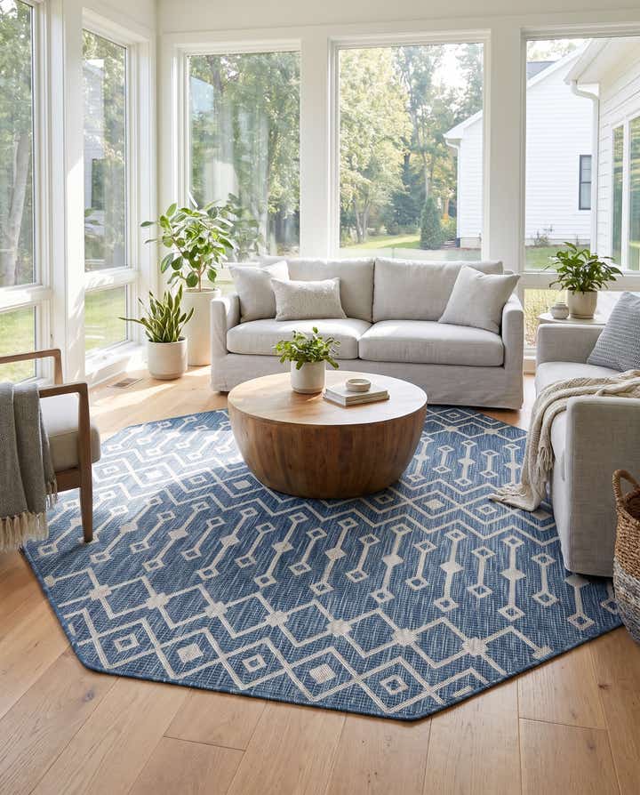 7' x 7' Easy-Clean Trellis Indoor / Outdoor Octagon Rug