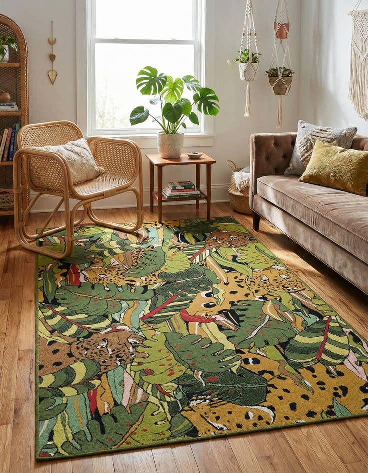 Detail image of 4' x 6'  Washable Botanical Indoor / Outdoor Rug