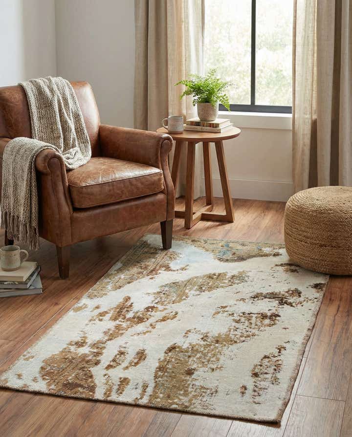 2' 8 x 5' 3 Hand Knotted Ultra Vintage Persian Wool Rug