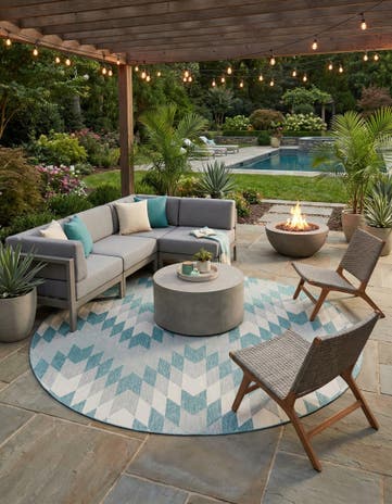 10' x 10' Easy-Clean Modern Indoor / Outdoor Round Rug