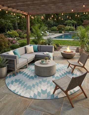 10' x 10' Easy-Clean Modern Indoor / Outdoor Round Rug