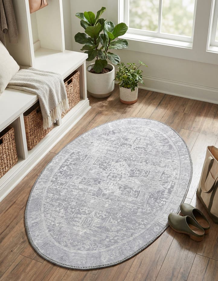 2' x 3' Washable Timeless Oval Rug