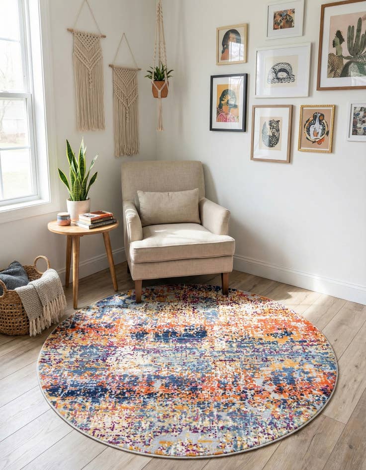 Detail image of 3' 7 x 3' 7 Budapest Round Rug