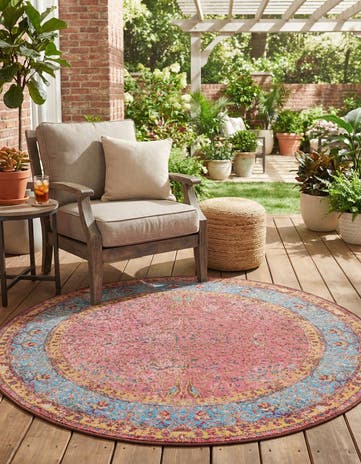 Vintage Salmon Coral Easy-Clean Traditional Indoor / Outdoor Round Rug