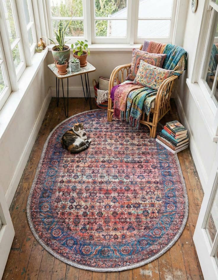 Detail image of  2' x 3'  Washable Maahru Oval Rug