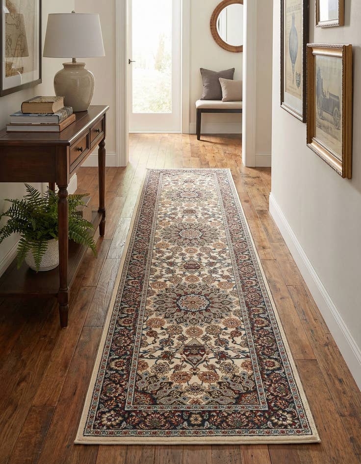 Detail image of 2' 7 x 12' Easy-Clean Traditional Indoor / Outdoor Runner Rug