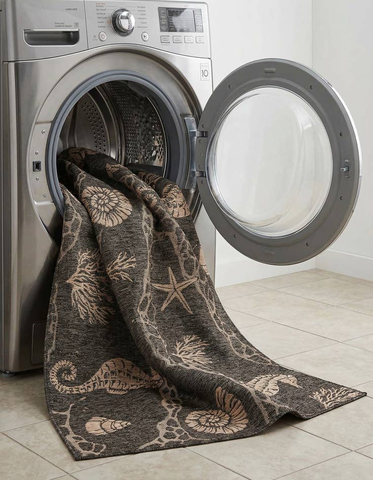 Detail image of  7' 10 x 7' 10  Washable Coastal Indoor / Outdoor Square Rug