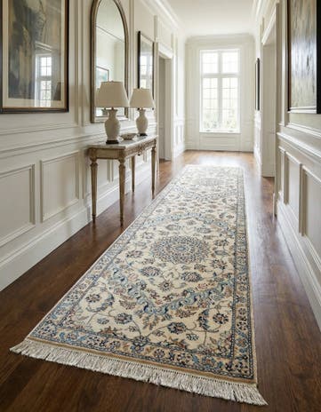 2' 11 x 11' Nain Runner Rug