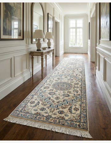 2' 11 x 11' Nain Runner Rug