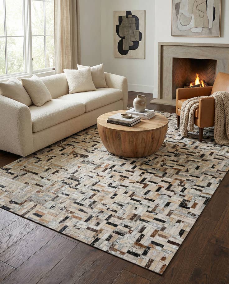 Detail image of 5' x 7' 11 Cowhide - Patchwork Rug