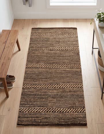 2' 4 x 4' 7 Hand Knotted Kashkuli Gabbeh Oriental Wool Runner Rug