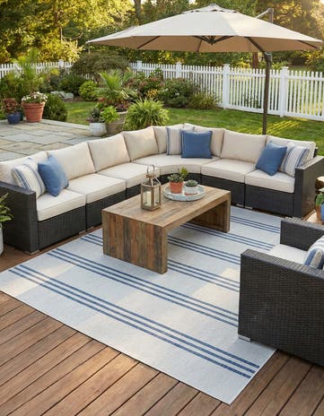 7' 10 x 10' Easy-Clean Jill Zarin Anguilla Indoor / Outdoor Rug