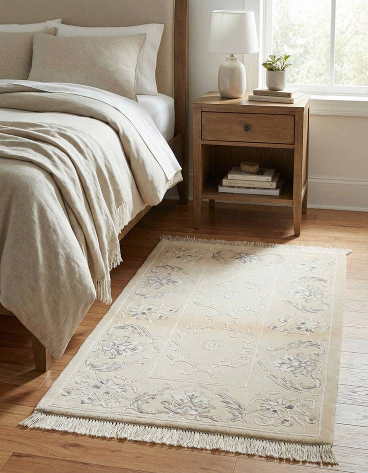 Detail image of 2' 8 x 4' 7  Hand Knotted Darya Wool Rug