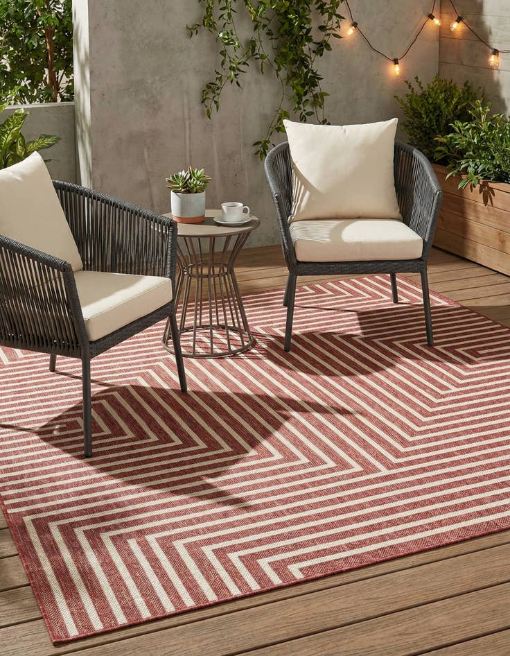 Detail image of  5' 3 x 8'  Washable Modern Indoor / Outdoor Rug