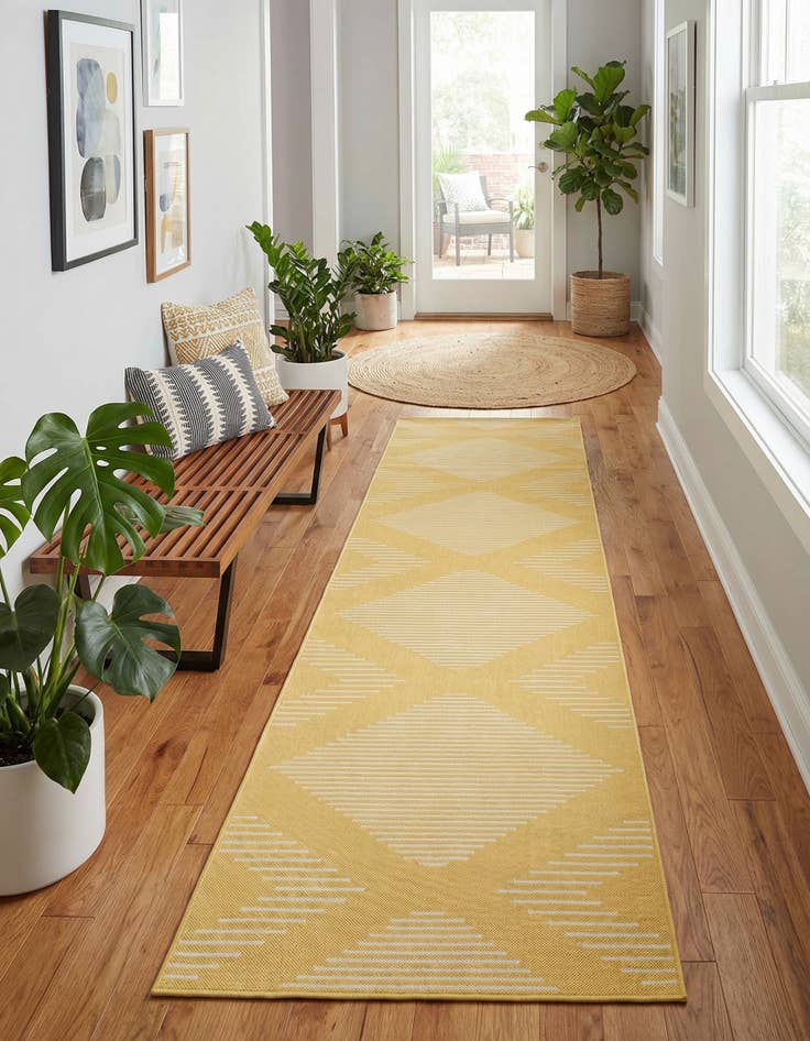 Detail image of  3' 3 x 14'  Washable Modern Indoor / Outdoor Runner Rug
