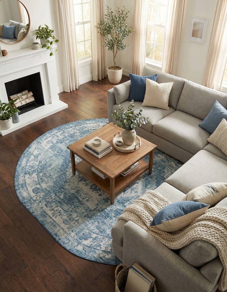 Detail image of 7' 10 x 10'  Washable Traditional Indoor / Outdoor Oval Rug