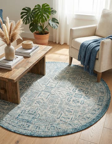 4' x 4' Easy-Clean Aztec Indoor / Outdoor Round Rug