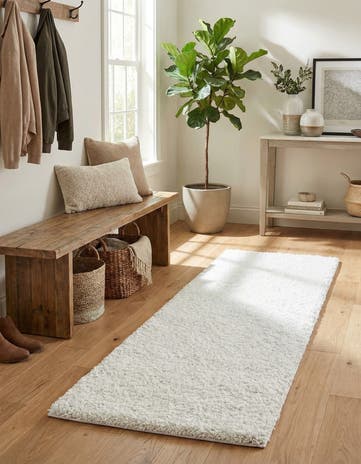 Sea Salt White Jill Zarin Shaggy Chic Runner Rug