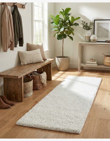 Sea Salt White Jill Zarin Shaggy Chic Runner Rug