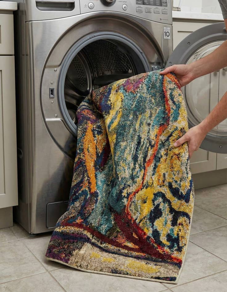 Detail image of 4' x 6'  Washable Haerfest Rug