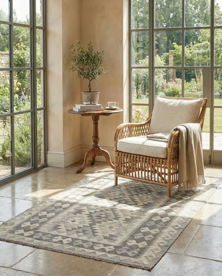 4' 1 x 5' 11 Hand Woven Kilim Maymana Wool Rug
