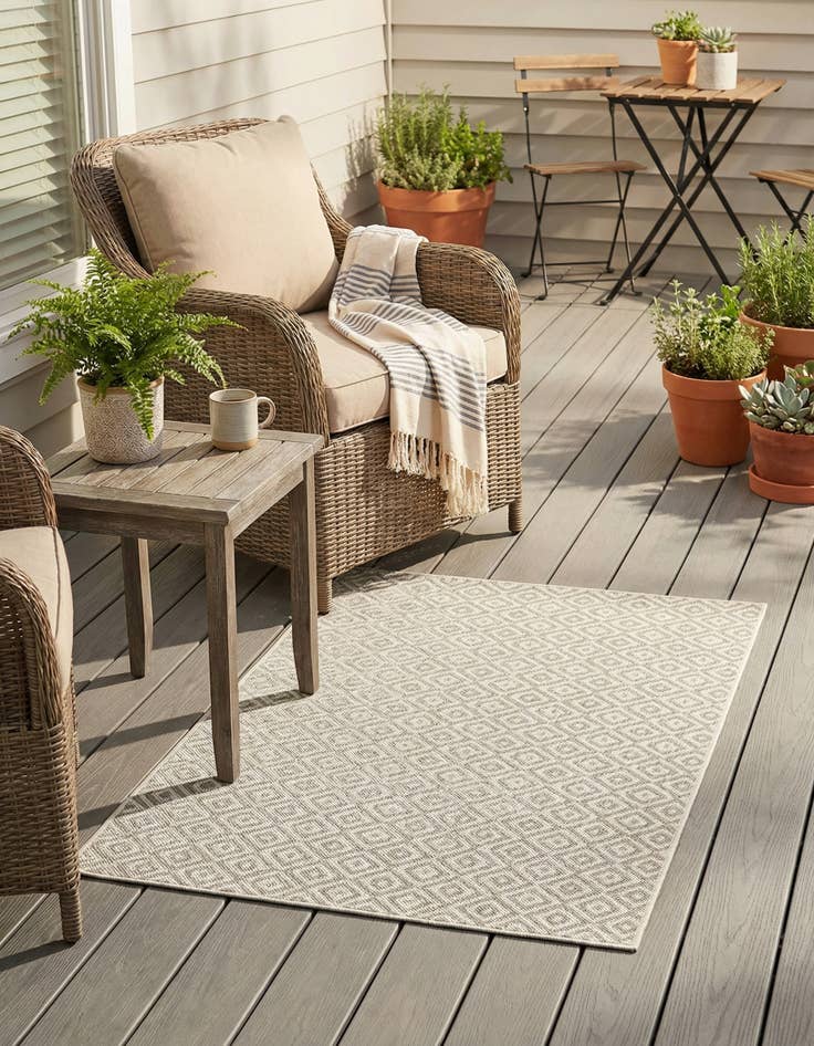 Detail image of 1' 4 x 1' 4  Washable Jill Zarin Costa Rica Indoor / Outdoor Sample Rug