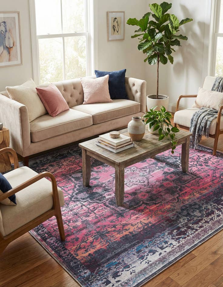 Detail image of  7' 10 x 7' 10  Washable Francesca Square Rug