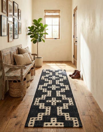 2' x 8' Hand Woven Kilim Wool Runner Rug