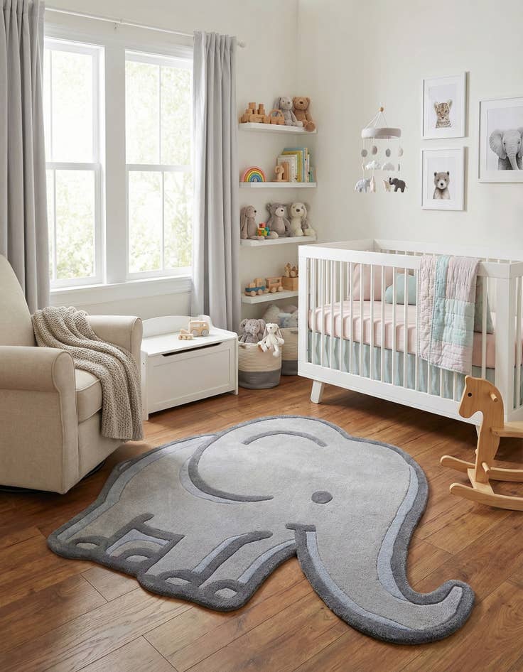 Detail image of 4' 1 x 4' 6 Playtime Kids Wool Freeform Rug