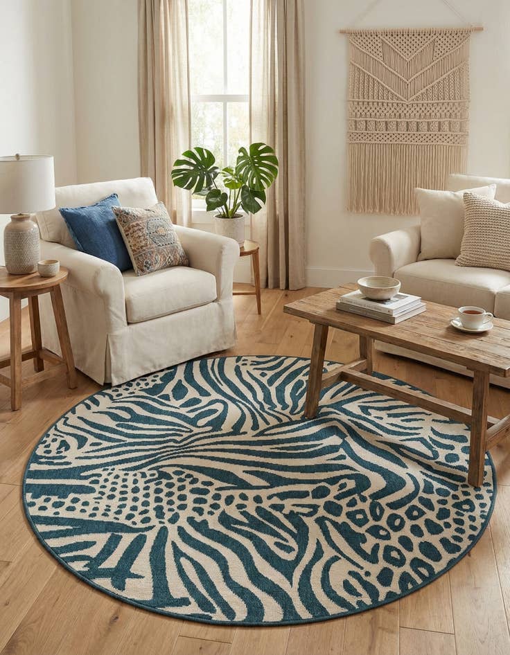Detail image of 5' x 5'  Washable Safari Indoor / Outdoor Round Rug