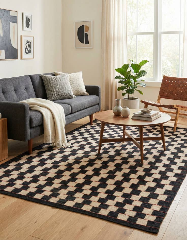 Detail image of 4' 9 x 6' 2  Hand Woven Kilim Modern Wool Rug