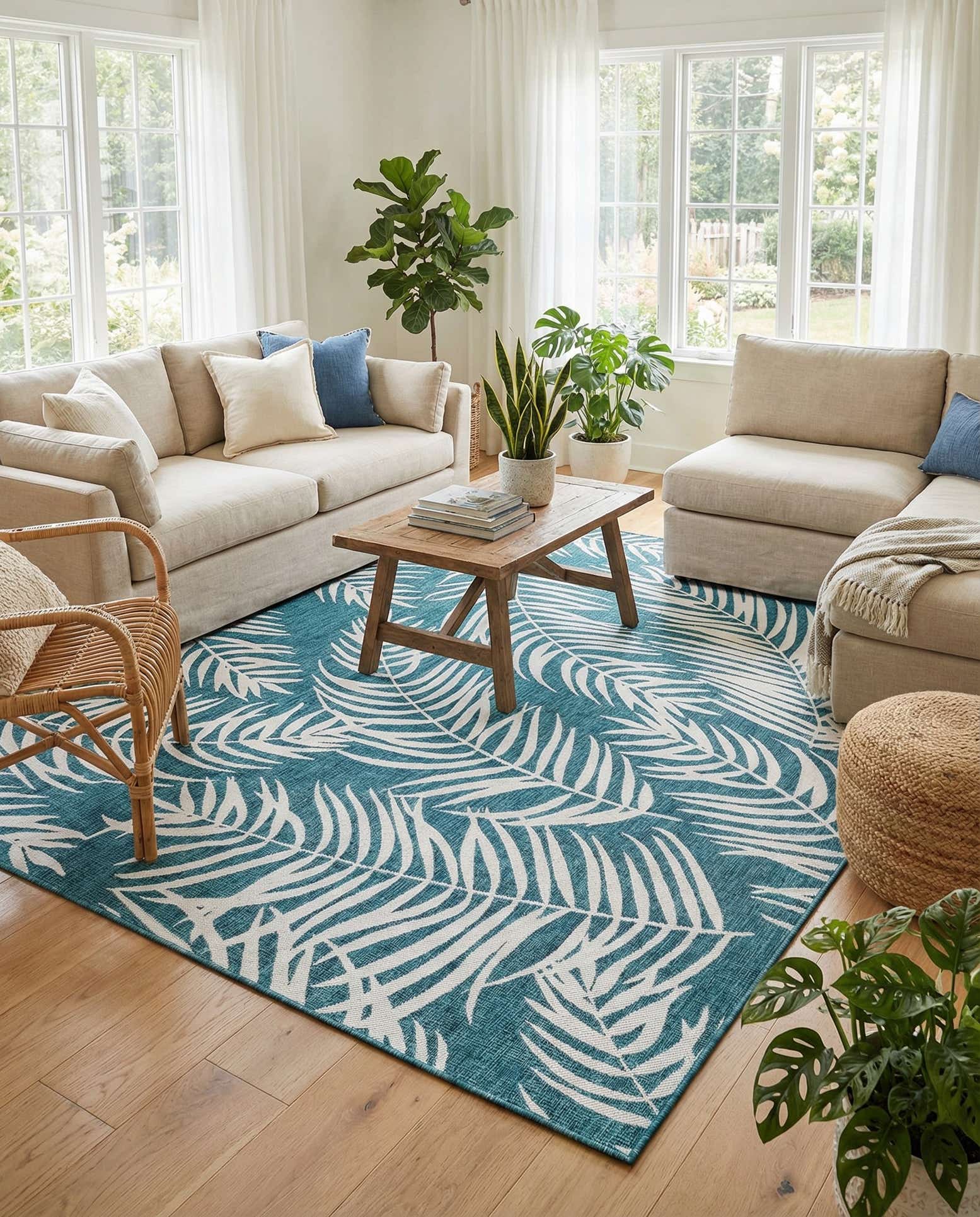 9' x 12' Easy-Clean Botanical Indoor / Outdoor Rug