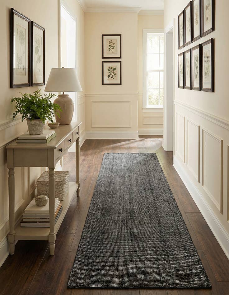 Detail image of 3' 3 x 16' 5  Hand Woven Jill Zarin English Manor Wool Runner Rug