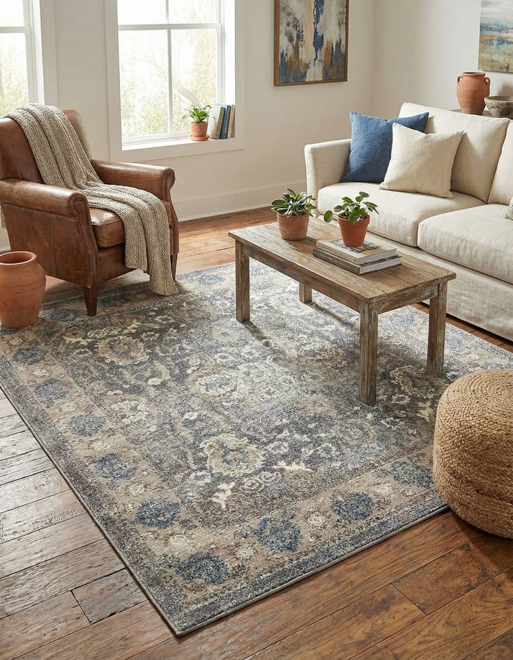 Detail image of 4' x 4' Vienna Square Rug