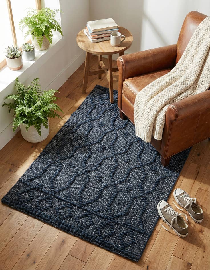 Detail image of  2' 2 x 3' 1  Hand Woven Larsa Jute Rug